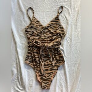 Aerie One Piece Swimsuit, size XL long